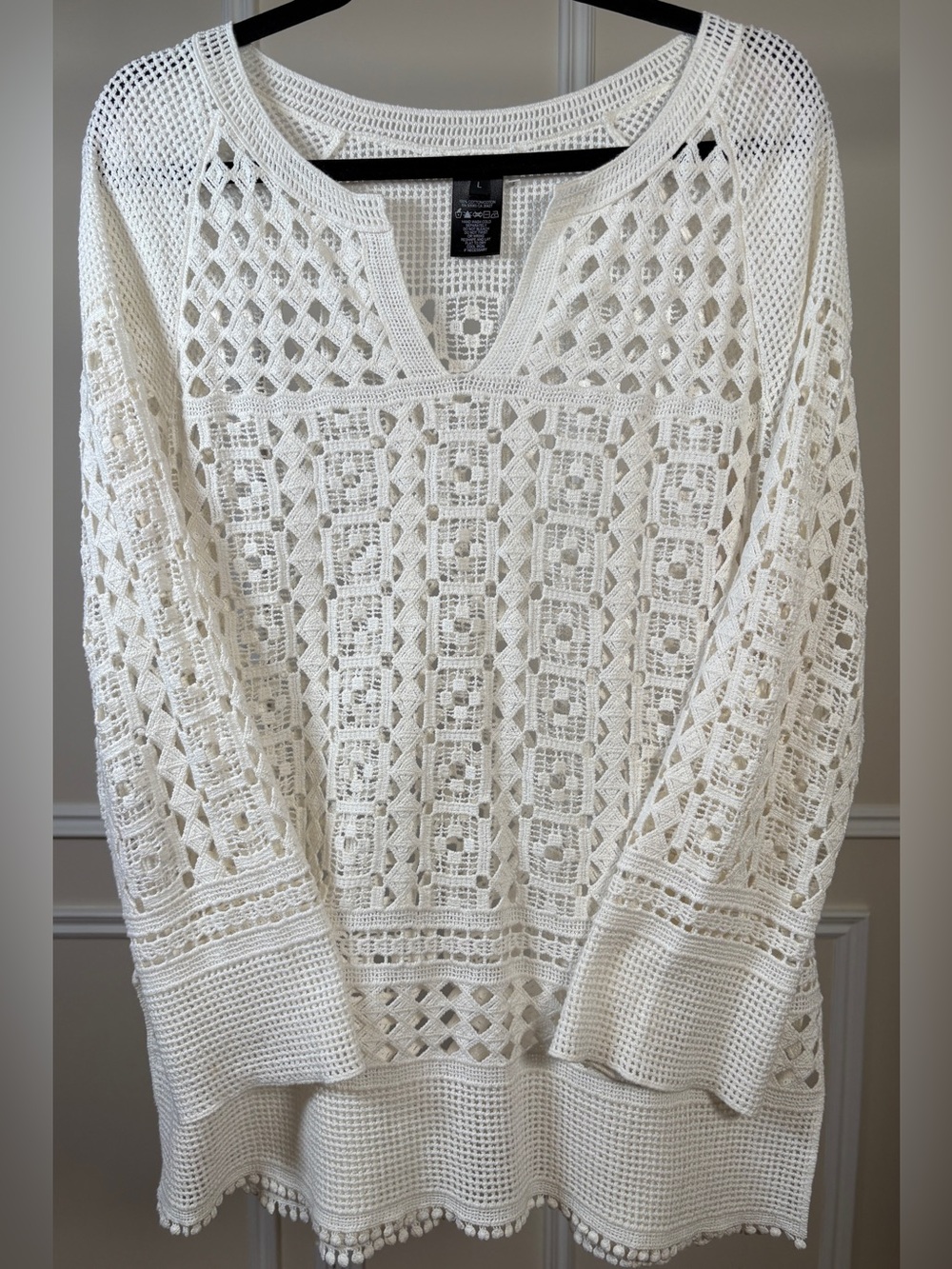 White Open-Knit Tunic Top Featuring Intricate Geometric Crochet